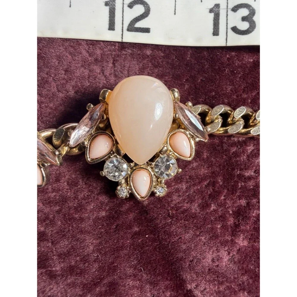 Express gold tone